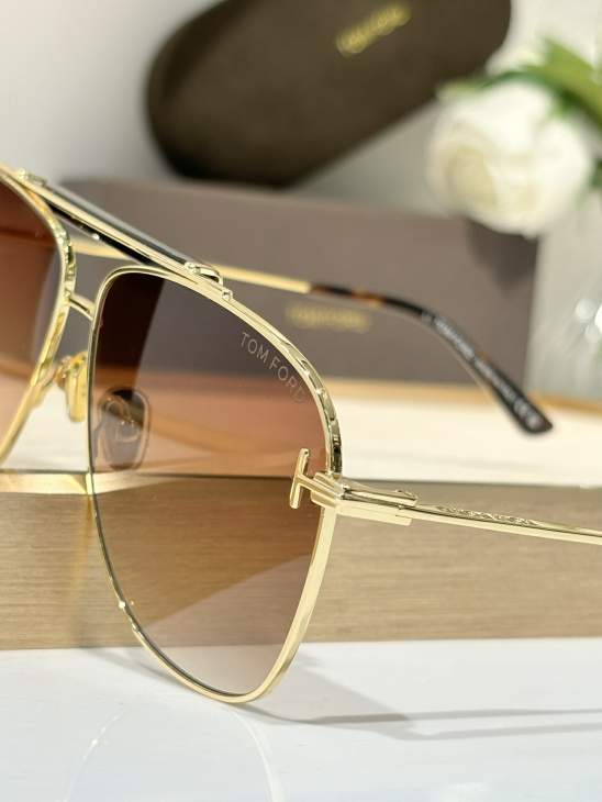 Picture of Tom Ford Sunglasses _SKUfw76225692fw